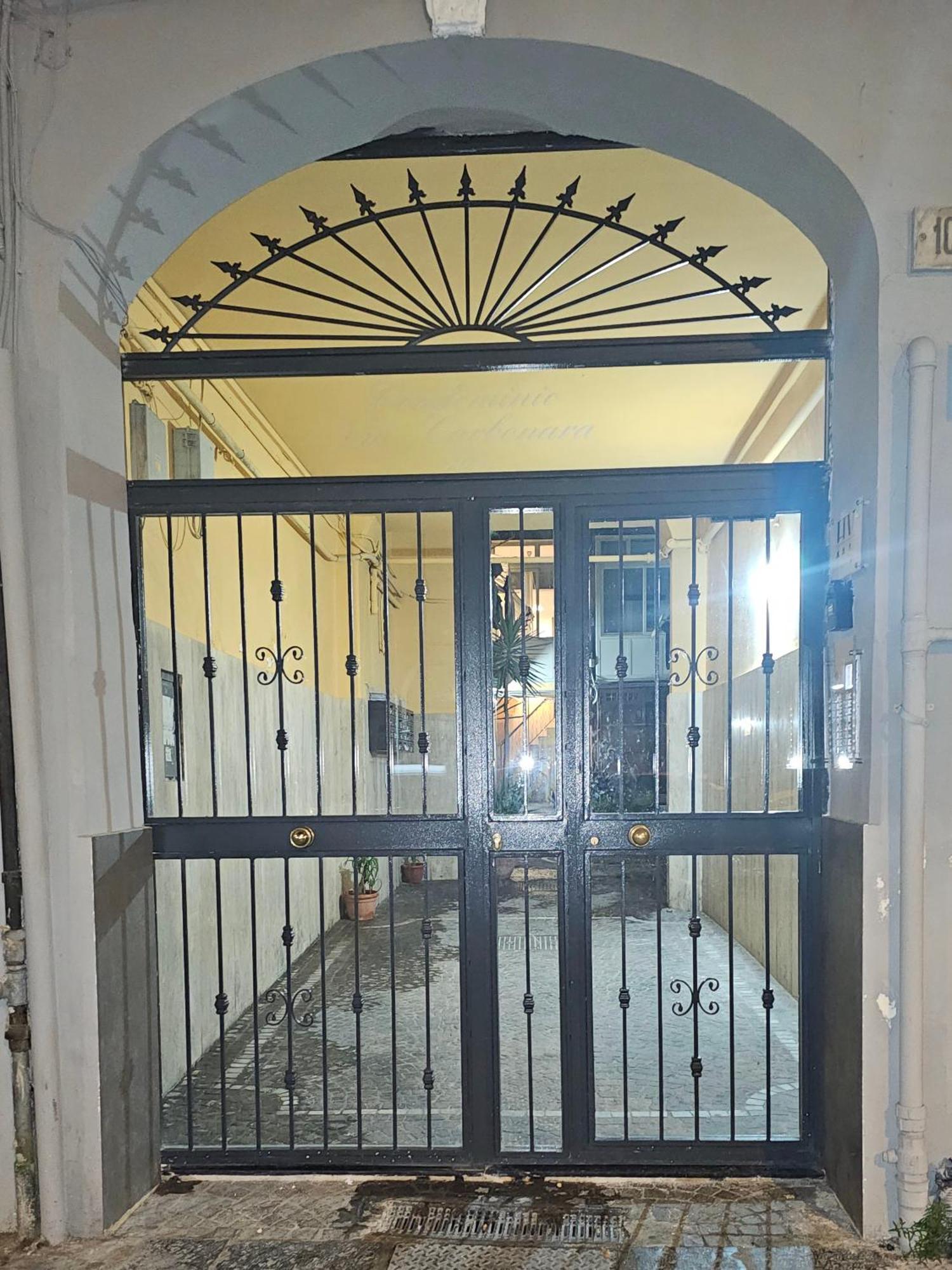 B&B Miriam Napoli Dış mekan fotoğraf